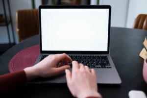 Web Tasarımında SEO İpuçları: Müşterilerinizi Google’da Nasıl Bulabilirsiniz?